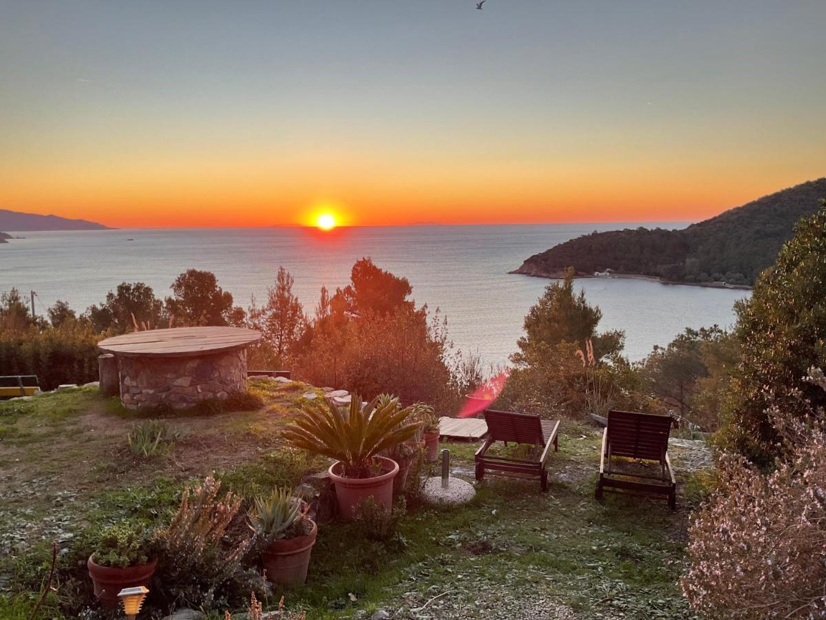 Bed and Breakfast La Collina Sul Mare à Marina di Campo Extérieur photo
